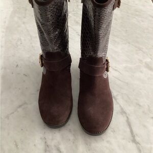 Vince Camuto Brown Leather Women's Boots. “Like New” condition.